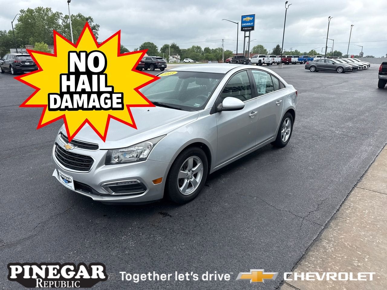 2015 Chevrolet Cruze — interior view