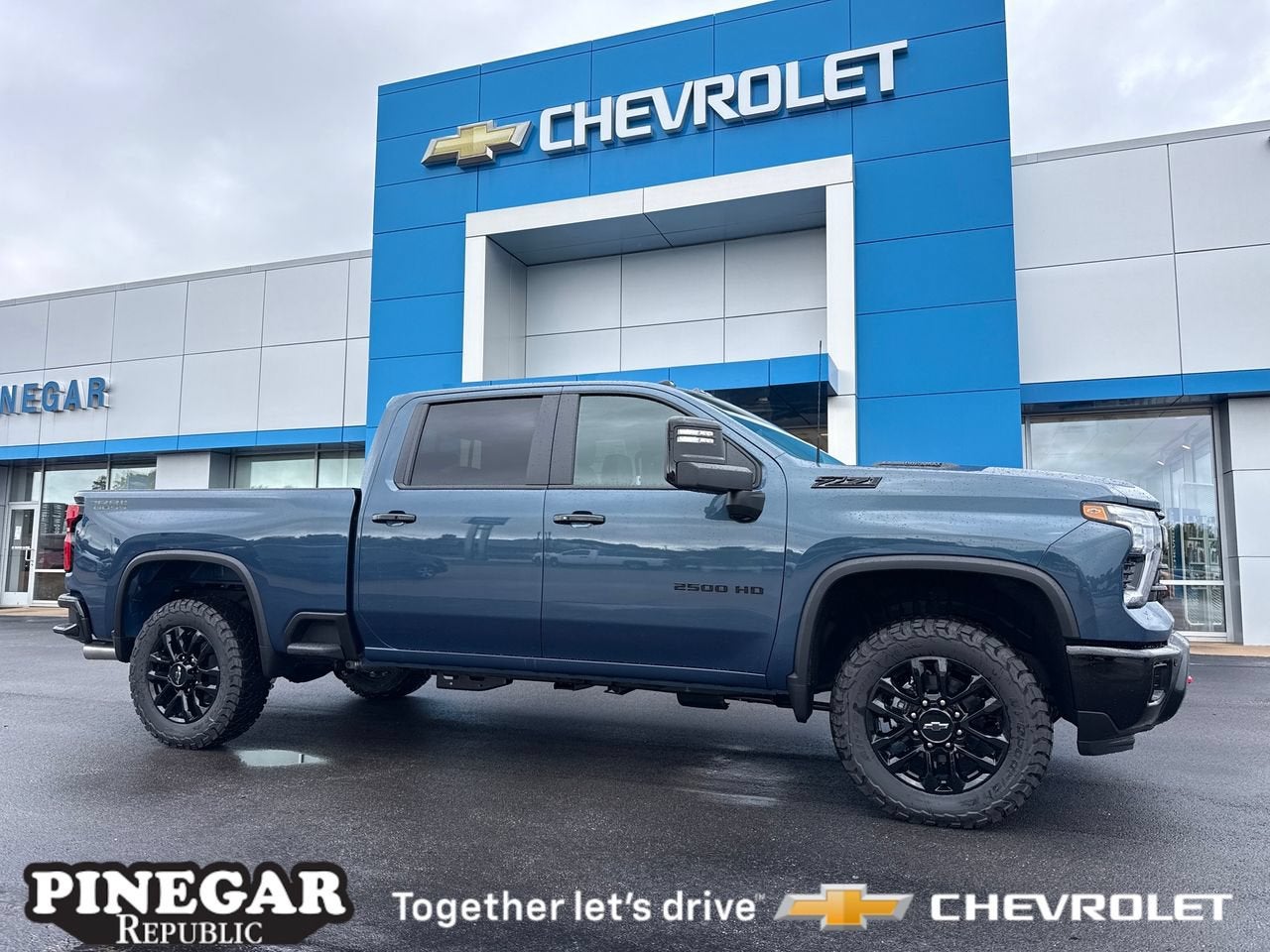 2026 Chevrolet Silverado 2500 HD LT in Lakeshore Blue Metallic — front three-quarter view